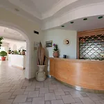 Ireos Hotell