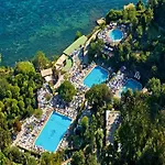 Ireos Hotell 3*