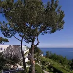 Hotell Ireos 3*
