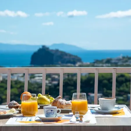 Ireos Hotel 3*