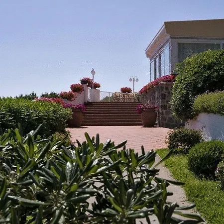 Ireos Hotel 3*