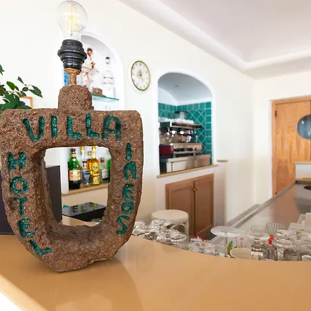 Hotel Ireos
