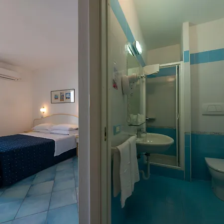Hotel Ireos 3*